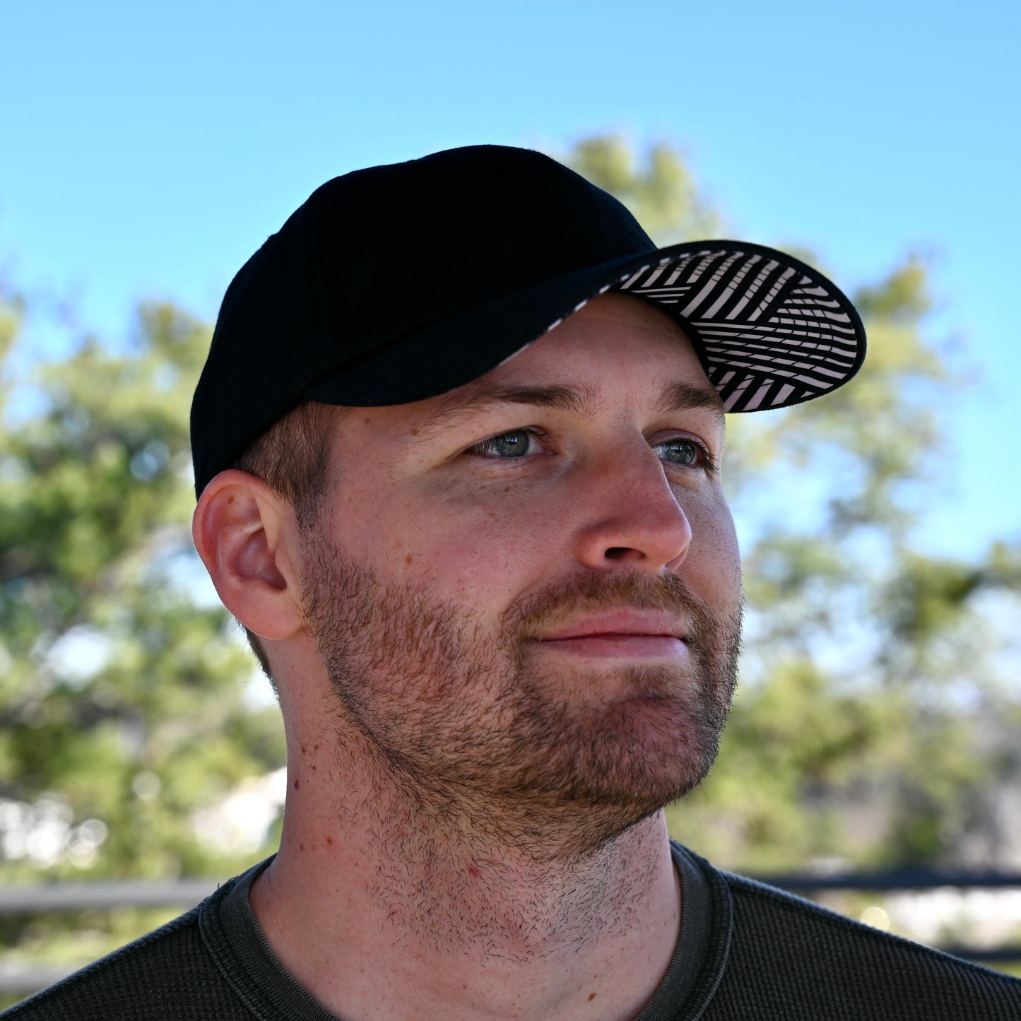 Between the Lines - Black